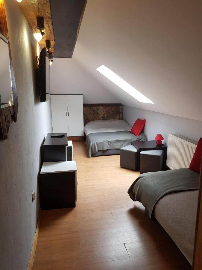 Na Stawach Guest House Stryszow Exterior foto
